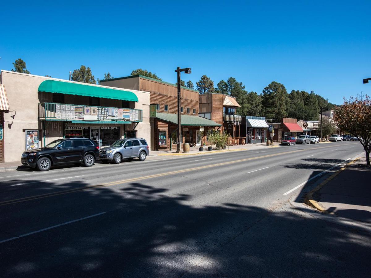 Apache Village 4, King Studio, Midtown, Sleeps 2 Ruidoso Esterno foto